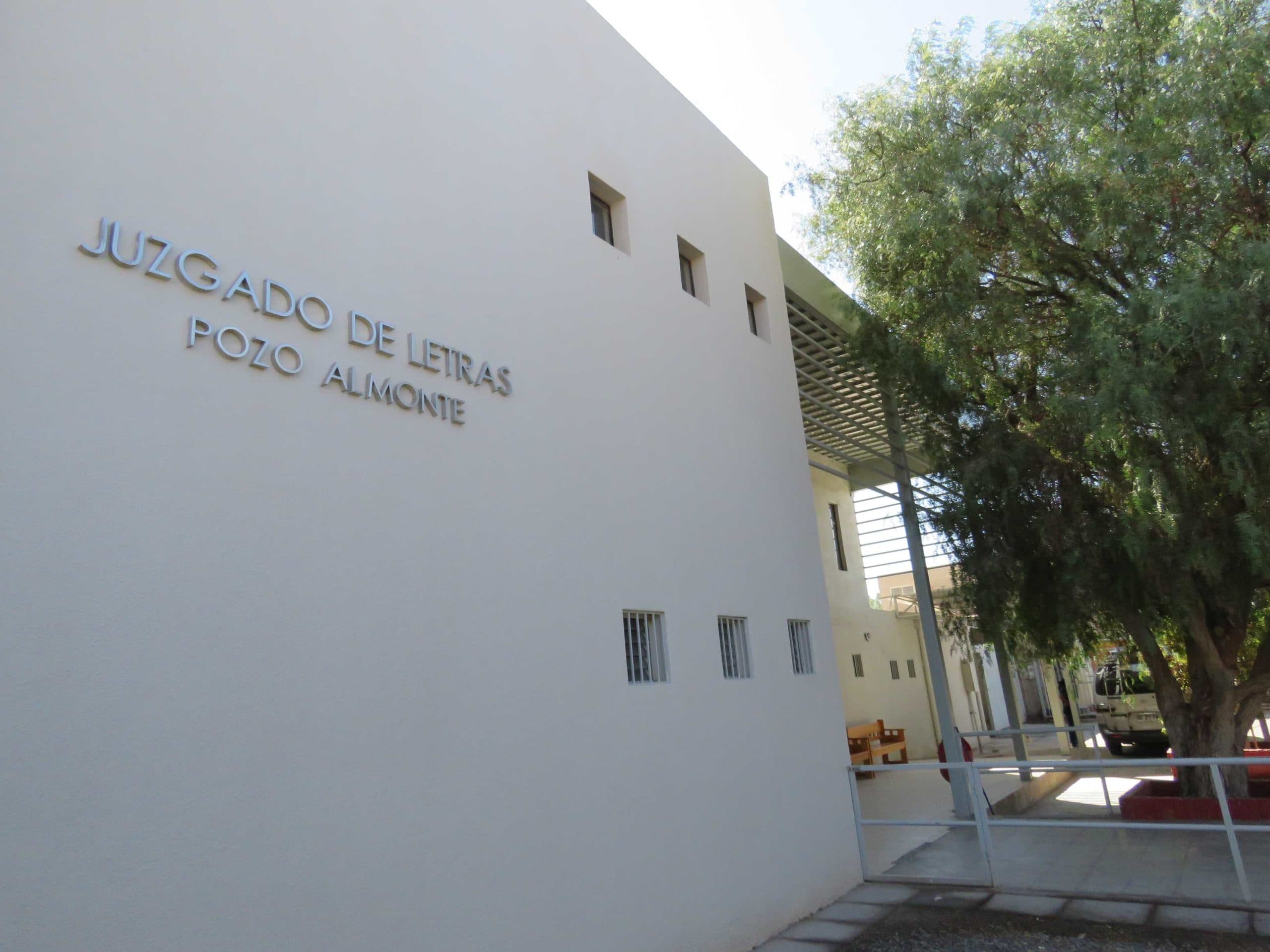 Juzgado de Pozo al Monte rechazó las acciones de despido injustificado, cobro de prestaciones y lucro cesante deducidas por cuatro trabajadores contratados por obra o faena determinada.