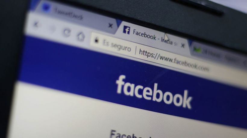 No existe un derecho absoluto a tener cuenta en Facebook si no se cumple con las condiciones de uso, resuelve Tribunal Supremo de España.