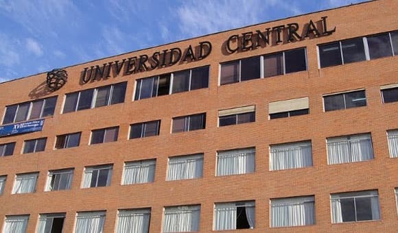 Recurso de apelación en contra de resolución de la Comisión Nacional de Acreditación que otorgó 4 años de acreditación a una Universidad, debe ser conocido por el Consejo Nacional de Educación, resuelve la Corte Suprema.