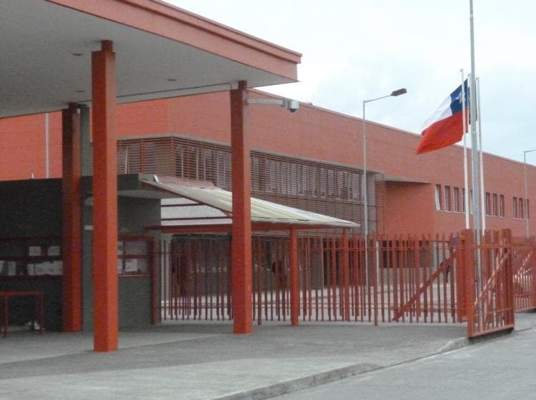 Juzgado de Letras del Trabajo de Puerto Montt declaró ajustado a derecho despido de profesor subcontratado que prestaba servicios en recinto penitenciario.