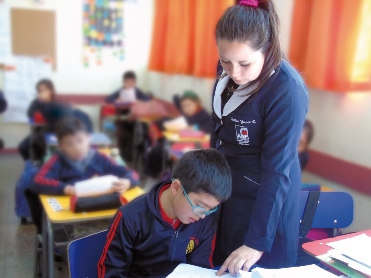 Juzgado de Letras del Trabajo de Valparaíso declaró que despido de asistente de aula vulneró su derecho a la libertad de expresión.