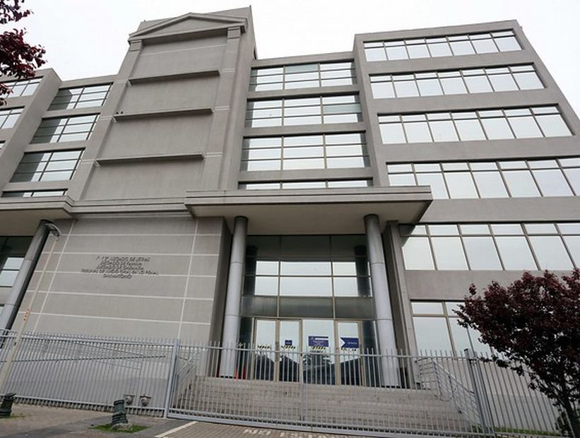 Juzgado de Letras de San Antonio acogió demanda de despido injustificado, nulidad del despido e indemnización por lucro cesante interpuesta por un carpintero contratado por obra o faena.