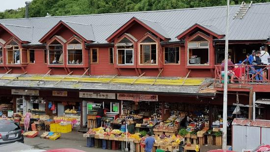 Juzgado de Letras del Trabajo de Puerto Montt condenó solidariamente a las demandadas al pago de indemnización de perjuicios por el accidente sufrido por un trabajador subcontratado.