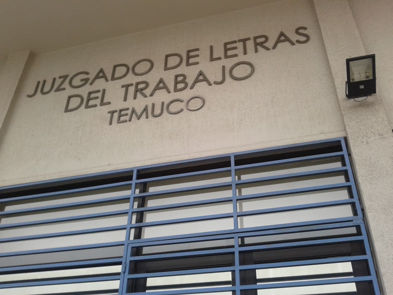 Juzgado de Letras del Trabajo de Temuco acogió demanda de declaración de unidad económica y despido indirecto, pero no dio lugar a la sanción de nulidad del despido.