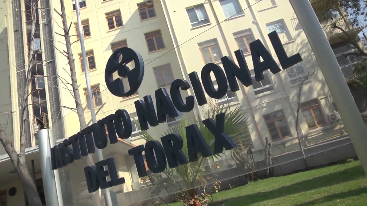 Instituto Nacional del Tórax presentó un requerimiento al TC, con el fin de que declare inaplicable normas en caso en el que es demandado por enfermera que trabajó como refuerzo de personal Covid-19.