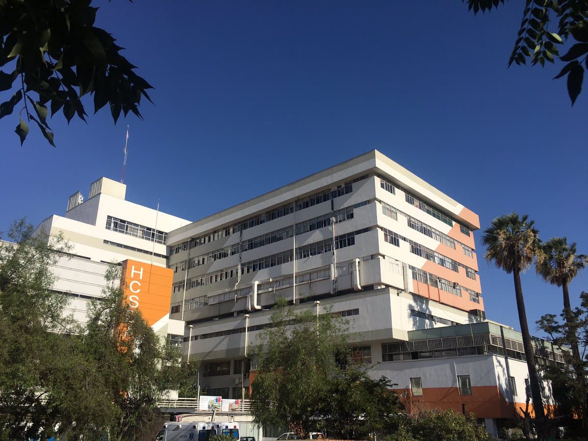 Juzgado Civil de Santiago rechaza demanda contra hospital por extravío parcial de ficha médica de paciente.
