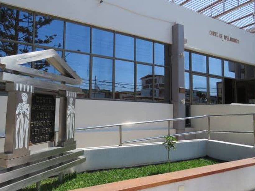 Corte de Arica rechazó impugnación deducida contra sentencia que acogió demanda de desafuero maternal de una funcionaria del Gobierno Regional.