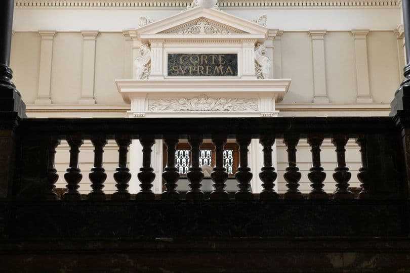 Corte Suprema desestimó acción de protección en contra de FONASA por suspensión de convenio de modalidad de libre elección con prestador privado de salud.