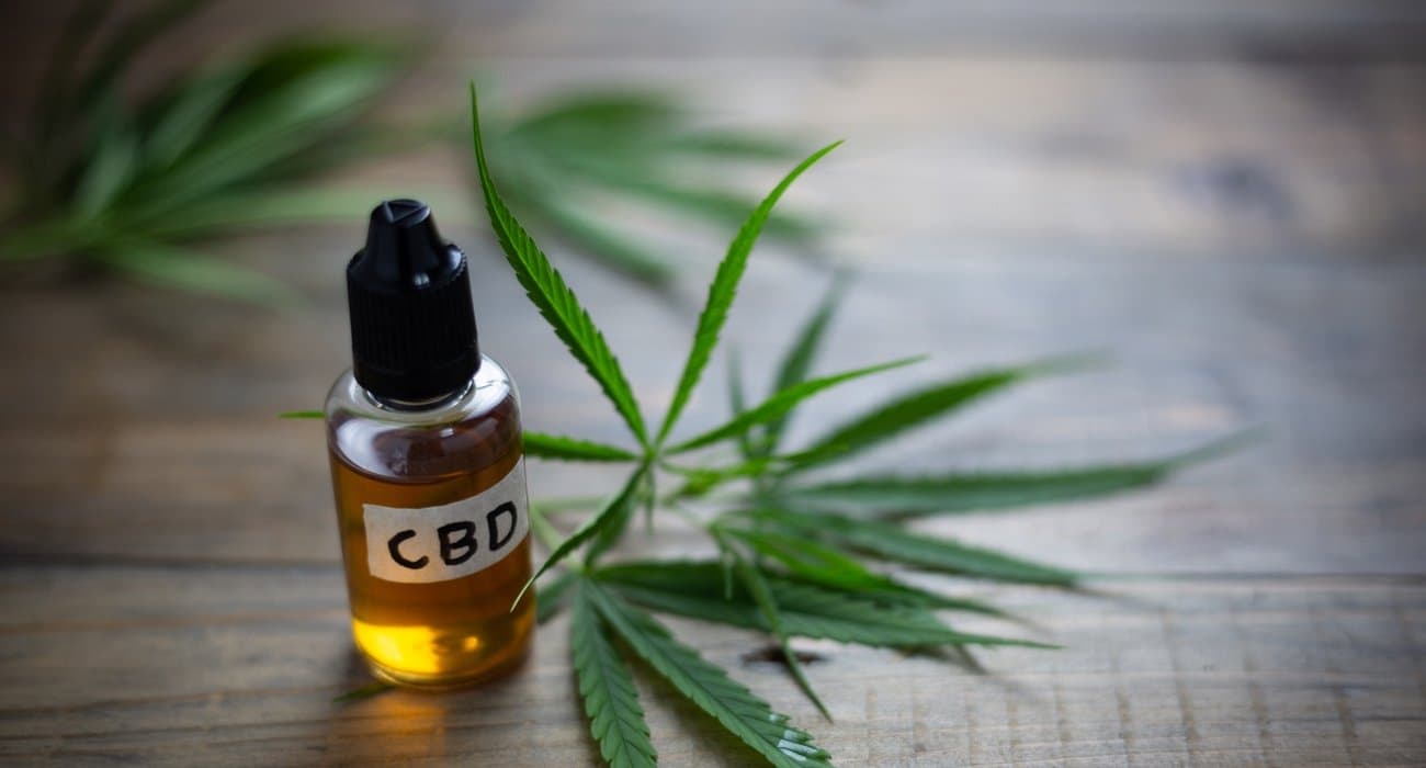 Corte Suprema de Argentina ordena a institución de seguridad social cubrir íntegramente el costo del aceite de cannabis para el tratamiento de un joven epiléptico.