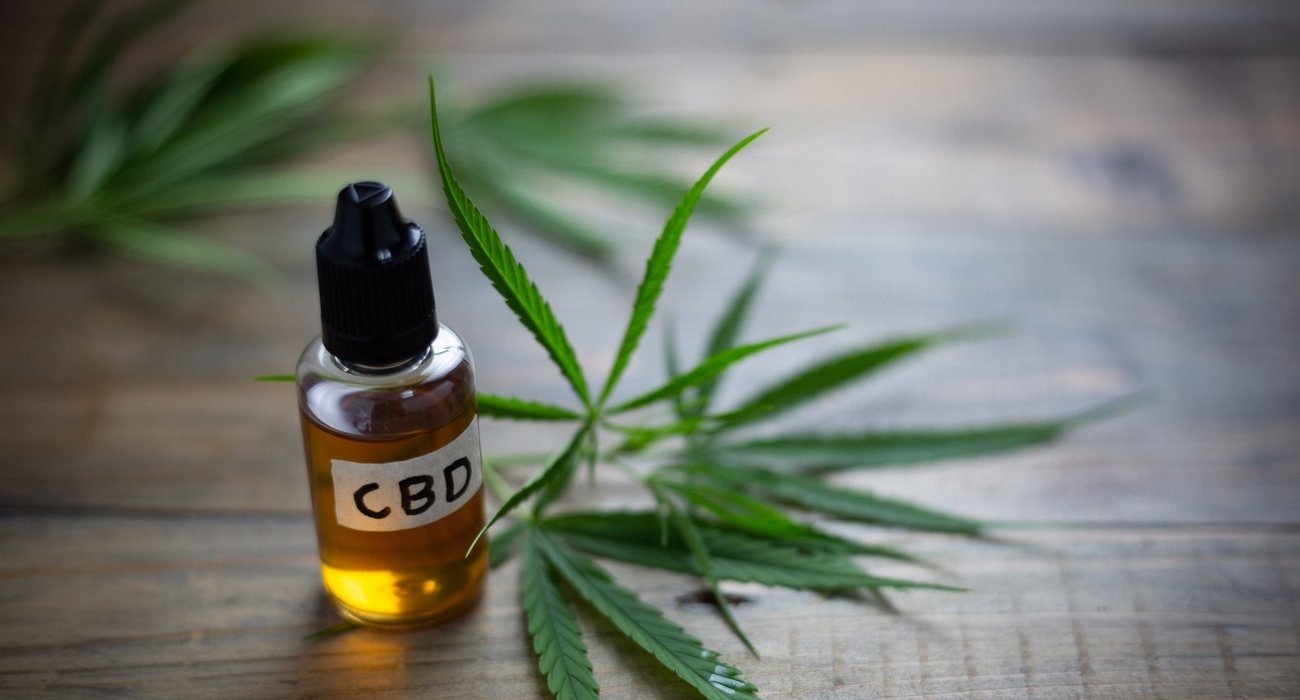 Corte Suprema de Argentina ordena a institución de seguridad social cubrir íntegramente el costo del aceite de cannabis para el tratamiento de un joven epiléptico.