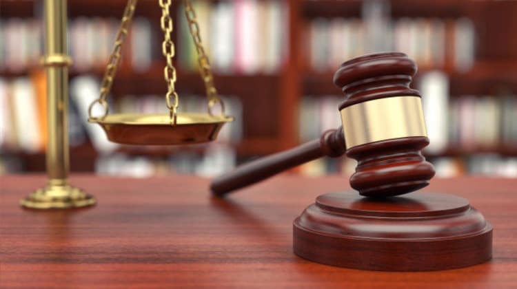 Tribunal no puede acoger las excepciones de caducidad y prescripción sin otorgar al demandante de tutela de derechos fundamentales la posibilidad de aportar pruebas en contra de aquellas.