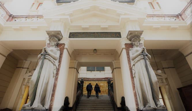 CS confirma fallo que acogió demanda de nulidad de cesión de derechos hereditarios.