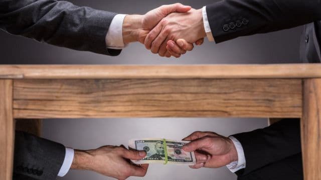 Proyecto de ley establece la obligación de declarar los avales y garantías de los créditos contratados por los candidatos para el financiamiento de sus campañas.