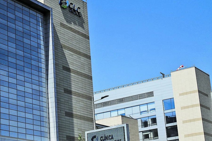 Juzgado de Letras del Trabajo de Santiago acoge demanda por despido discriminatorio de 36 trabajadores de clínica privada.