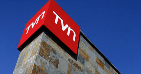 Corte de Santiago anula multa a canal de TV por no emitir a tiempo advertencia de término de horario de protección.