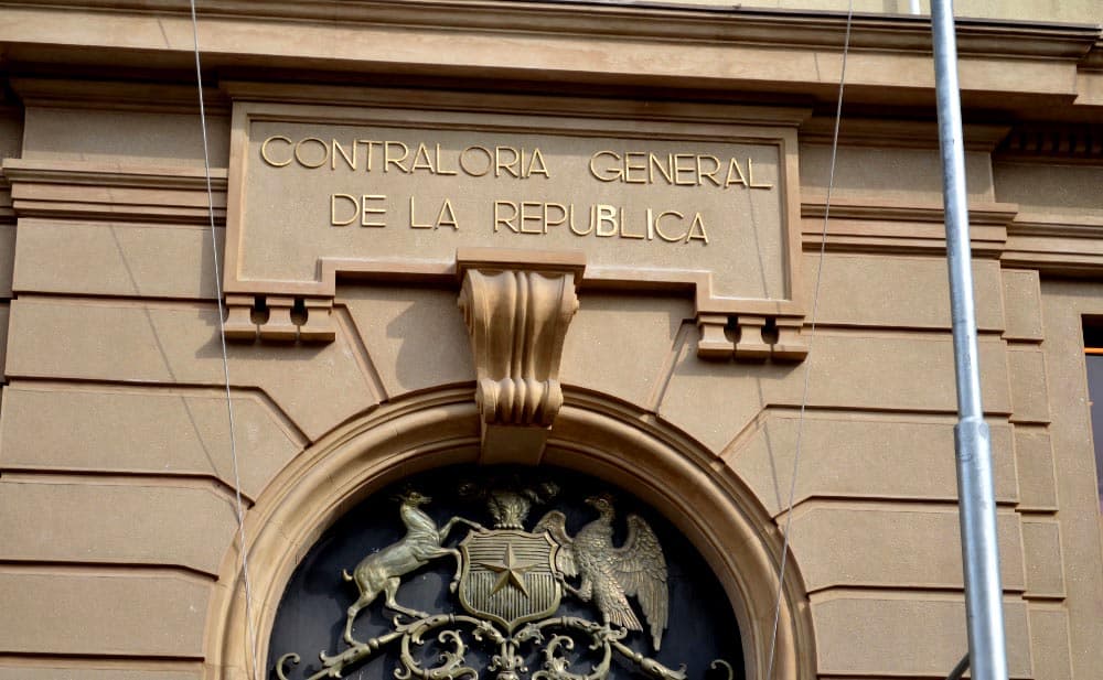 CGR ordena la reapertura del proceso disciplinario de funcionario desvinculado del Comando de Bienestar del Ejército por falta de notificación y vulneración de su derecho a defensa.