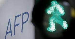 Reforma Constitucional que autoriza a los afiliados a las Administradoras de Fondos de Pensiones el retiro de la totalidad de sus ahorros de las cuentas de capitalización individual para los fines que en ella se indica, ingresa al Senado.