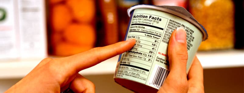 A Sala proyecto que exige informar fecha de vencimiento de alimentos.
