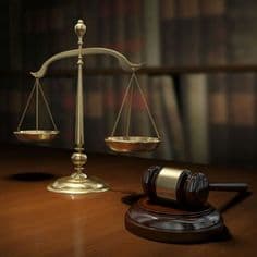 Recursos de queja deducidos en contra de jueces árbitros se conocen en única instancia.