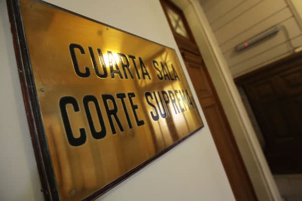 Diferencia en los plazos de prescripción que consagra el artículo 510 del Código del Trabajo obedece a la distinción entre derechos mínimos y aquellos que las partes libremente pueden convenir.