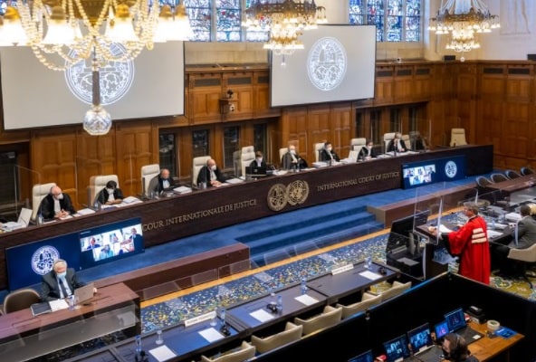 Corte Internacional de Justicia de La Haya ordenó a Rusia suspender las operaciones militares en Ucrania.