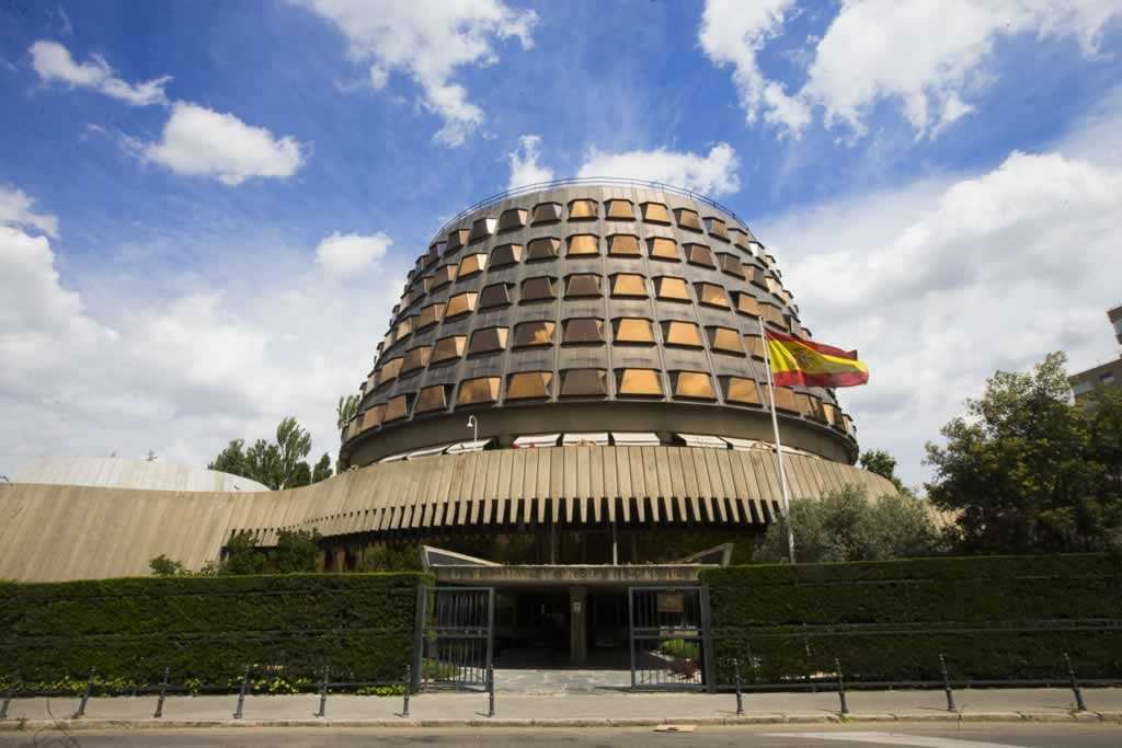 Si a uno de los padres lo afecta alguna medida cautelar en el contexto de violencia familiar no procede que luego soliciten la guarda conjunta de los menores.