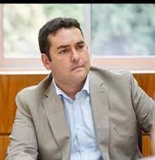 Ex Intendente de la Región de Ñuble, Cristóbal Jardua, interpuso recurso de protección en contra del administrador de una cuenta en Facebook, por haberlo comparado con un personaje de la película “El lobo de Wall Street.”