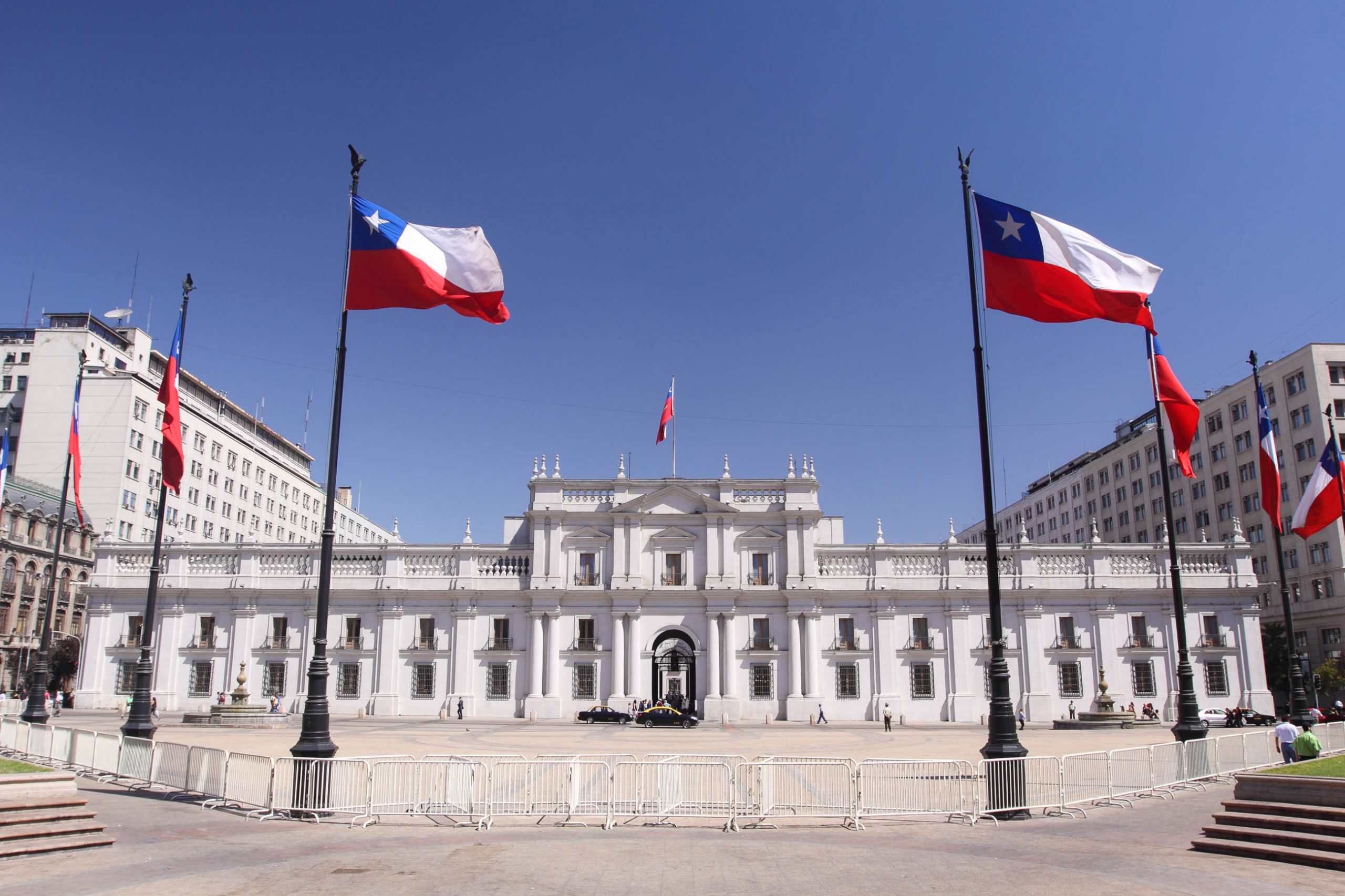 Gastos reservados informados por la Presidencia de la República a la Contraloría son secretos, decide el CPLT que rechazó dos amparos de acceso a la información pública.