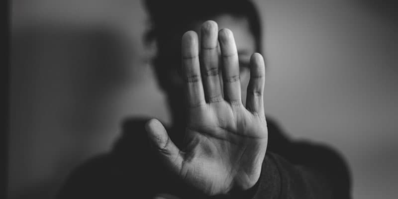 12 meses de prisión para hombre que violó a su novia mientras permanecía dormida, impone un Tribunal de Países Bajos.