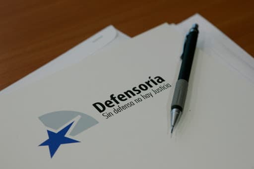 Defensoría Penal Pública debe entregar información de causas sobre delitos contra DDHH cometidos por Carabineros, en virtud del principio de publicidad, resuelve la Corte de Santiago.