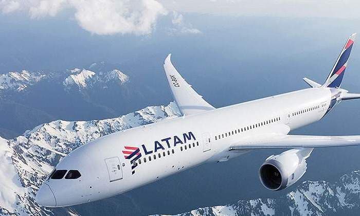 Recurso de protección en contra de LATAM Airlines por haber anulado y cancelado los boletos aéreos, con ocasión de haberse publicado un precio erróneamente inferior, es rechazado por la Corte de Concepción.