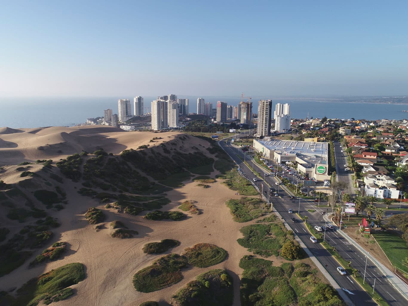 Proyecto Edificio Live Reñaca no requería someterse al SEIA y elaborar un EIA a pesar de construirse en las cercanías del Campo Dunar de Concón, resuelve la Corte de Valparaíso.