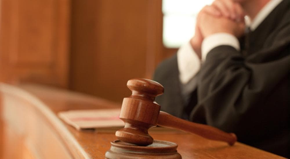 Al omitir la sentencia referirse a la declaración de la querellada, vulnera el principio de razón suficiente, resuelve Corte de Antofagasta.