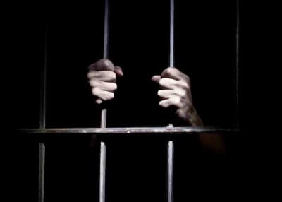 Acusado no compareció a la audiencia de preparación de juicio oral en la que se decidió mantener la prisión preventiva por causal diversa, por lo que no se vulnera su libertad personal si fue la defensa la que solicitó la misma se realizara.
