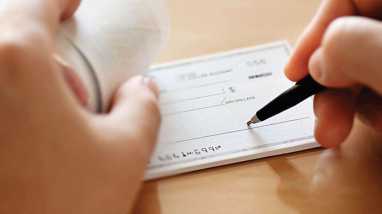 La “firma disconforme” en un cheque no es una causal válida de protesto, resuelve la Corte Suprema.