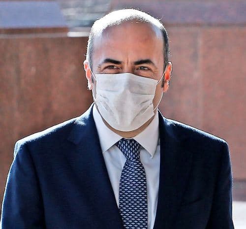 Funcionarios de la Administración del Estado pueden optar a desarrollar sus funciones a través del teletrabajo o trabajo a distancia en el caso de una alerta sanitaria, reitera el Contralor.