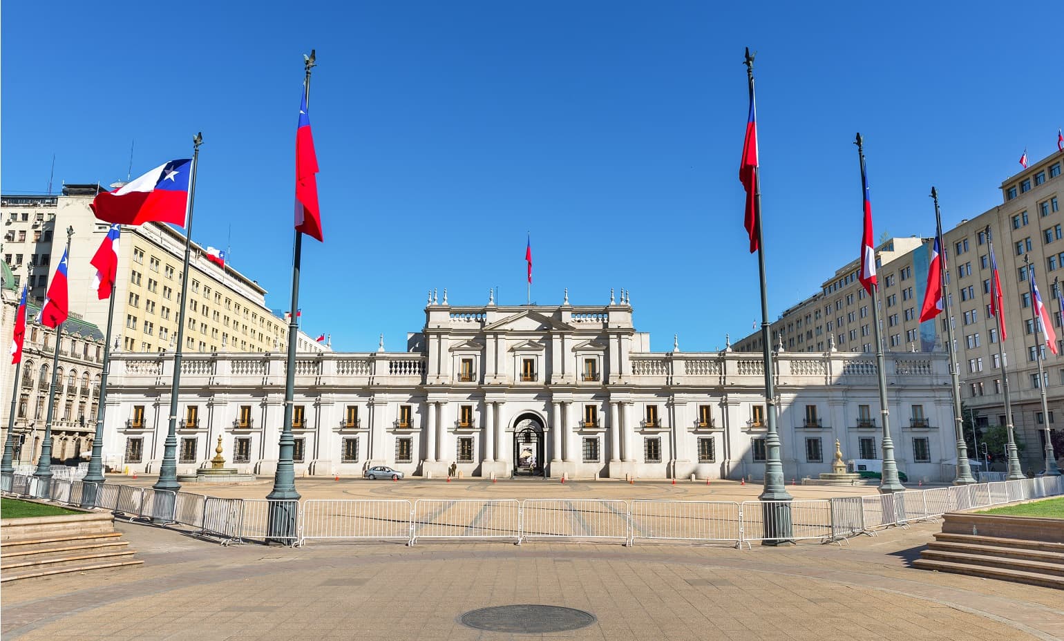 Declaración de relación laboral demandada por ex funcionaria de la Presidencia de la República se confirma por la Corte Suprema.