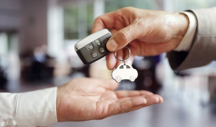 Inscripción en el Registro de Vehículos Motorizados no opera como un modo de adquirir el dominio -tradición- sino como un medio de publicidad, resuelve la Corte Suprema.