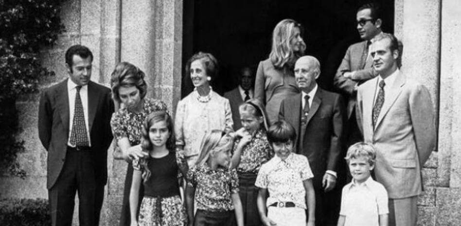 Canal de televisión no vulneró el derecho al honor de los nietos de Franco por reportaje en el que se deslizó que los bienes heredados de su abuelo éste los adquirió ilícitamente, resuelve Tribunal Supremo de España.
