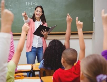 No corresponde considerar los resultados de la prueba de conocimientos obtenida en años anteriores, salvo que exista una norma que lo autorice expresamente.