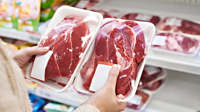 Supermercado infringe la Ley del Consumidor al no dar respuesta por venta de carne descompuesta.