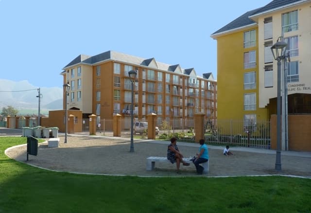 Negativa del administrador de un condominio de permitir el acceso al personal de una constructora propietaria de varios departamentos ubicados en el conjunto habitacional es una actuación de autotutela ilícita.
