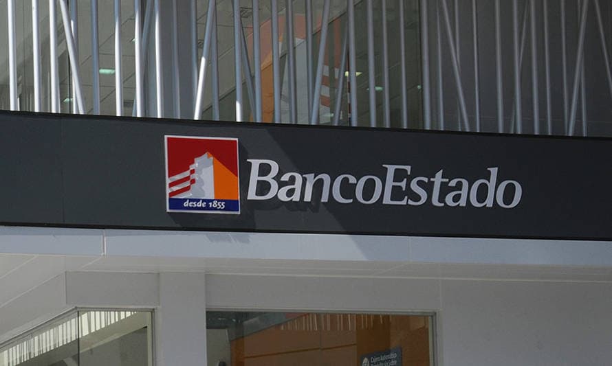 Banco infringe Ley del Consumidor al exigir a cliente el retiro de las excepciones opuestas en juicio ejecutivo para acceder a renegociar la deuda.