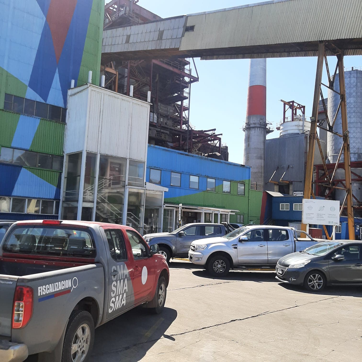 SMA inicia procedimiento sancionatorio contra AES y ENAP por incumplimientos al Plan de Descontaminación de Concón, Quintero y Puchuncaví.