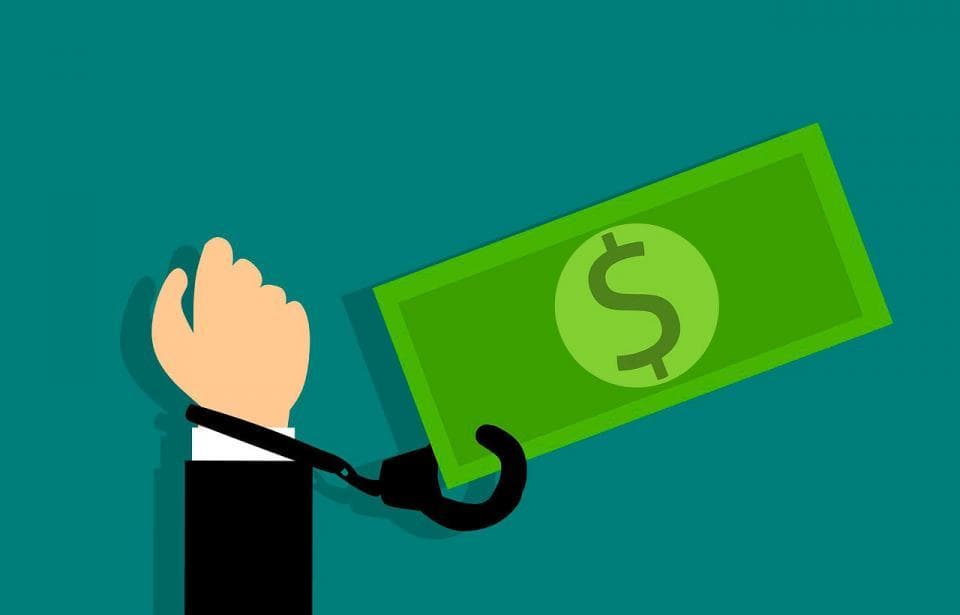 La deuda contraída por el otorgamiento del CAE no puede incluirse en el procedimiento de liquidación concursal.