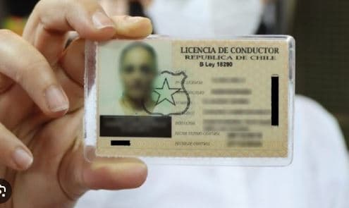 Congreso aprueba proyecto de ley que prorroga la renovación de licencias de conducir vencidas.