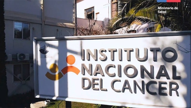 Instituto Nacional del Cáncer debe reincorporar a funcionaria que se encontraba con fuero maternal al momento del despido.