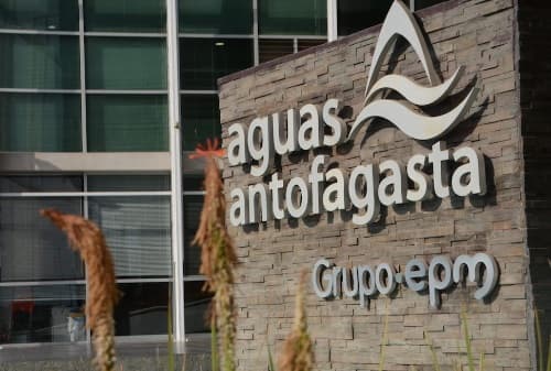 Juzgado Civil de Antofagasta condena a empresa sanitaria al pago de una indemnización a grupo familiar que perdió su vivienda por filtración de aguas subterráneas.