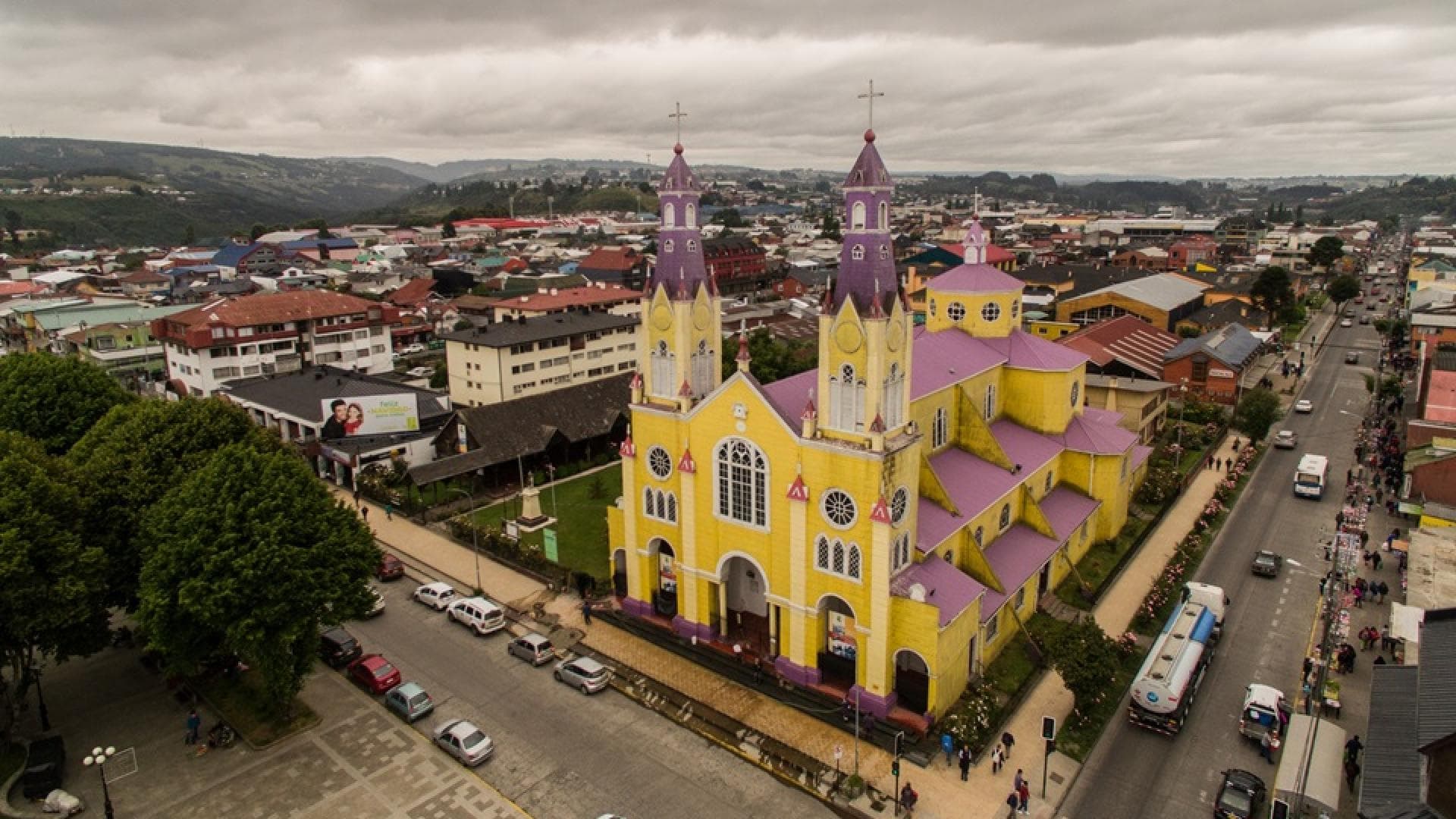 Decreto del Ministerio de las Culturas, Artes y Patrimonio que declaró Monumento Nacional el Casco Histórico de Castro, es ilegal.