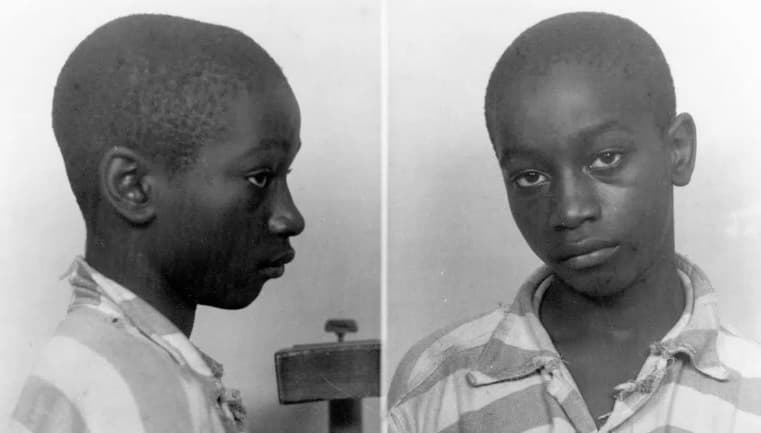 George Stinney Jr, de 14 años, fue electrocutado en 1944 por asesinar a dos niñas blancas y exonerado 70 años después.
